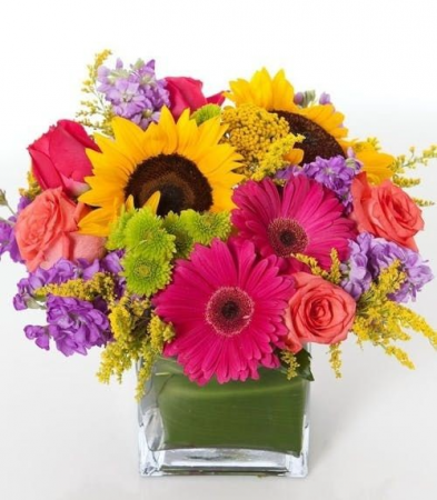 Sun beams of love fresh arrangement
