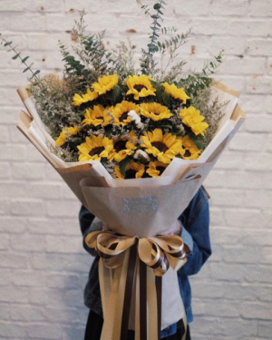 Sunflower Presentation Bouquet 