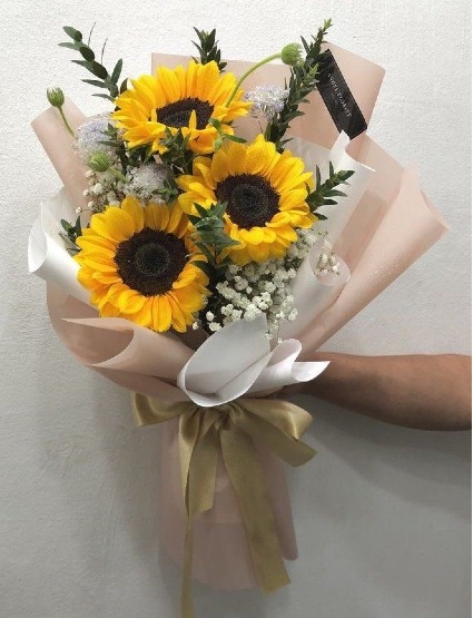 Sunflower Presentation Bouquet