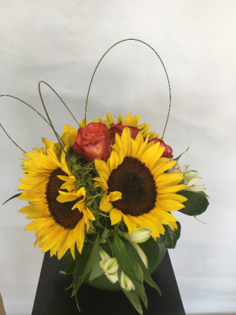 Sunflower & Rose Arrangement in Glass Fish Bowl