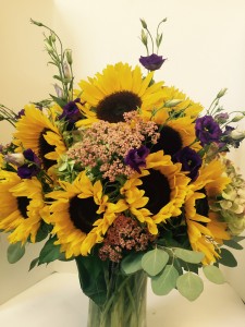  Sunflower vase  in Northport, NY | Hengstenberg's Florist