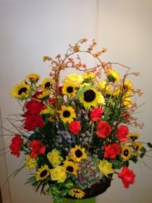 Sunflowers and Red Roses va-129