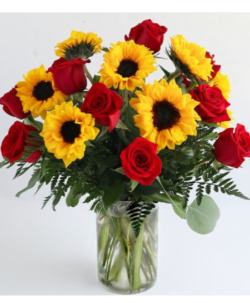 Sunflowers & Roses  in Whitehall, PA | PRECIOUS PETALS FLORIST