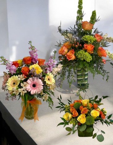 Sunlit Trio in Apopka, FL | APOPKA FLORIST Sunlit Trio in Apopka, FL | APOPKA FLORIST