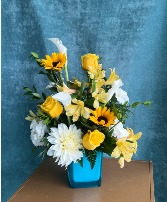 AQUA COLOR SPLASH FLOWER ARRANGEMENT