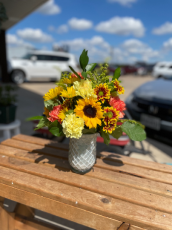 Sunny Day Arrangement  in Godley, TX | Roselane Flowers & Gifts