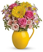 SUNNY DAY PITCHER OF CHARM FLOWER ARRANGEMENT