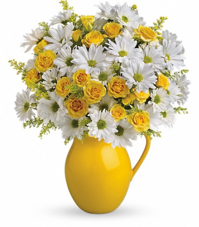 Sunny Day Pitcher of Daisies DX
