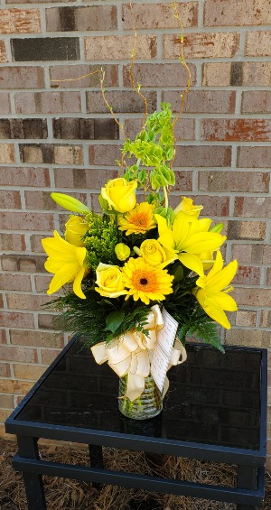 Sunny Day Vase arrangement 