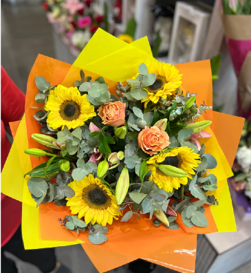 SUNNY DAYS  in Williamsburg, VA | Blessing and Blooms Florist