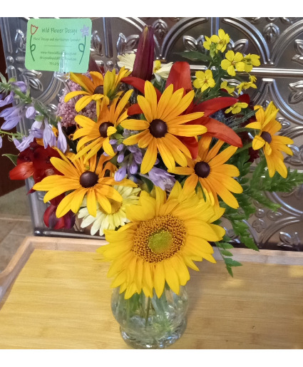 Sunny Days sunflowerblackeyed sudans, lilys , alstromeria