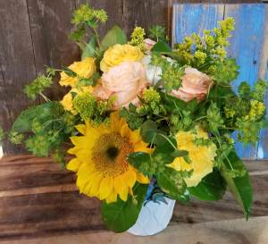 Sunny Daze vase arrangement