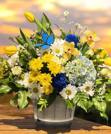 Sunny Meadow Vase arrangement