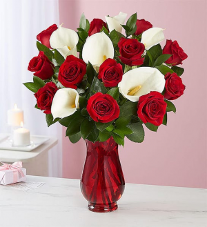 Sunny Red Roses and Calla Lily Bouquet 