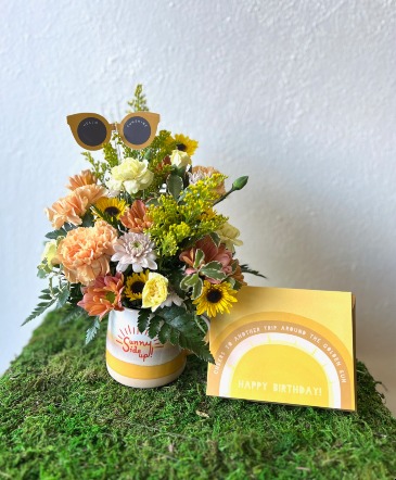 Sunny Side Up! Gift Set in La Grande, OR | FITZGERALD FLOWERS