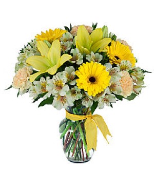 Sunny Smiles Vase Arrangement  There Maybe Some Substitute in Flowers