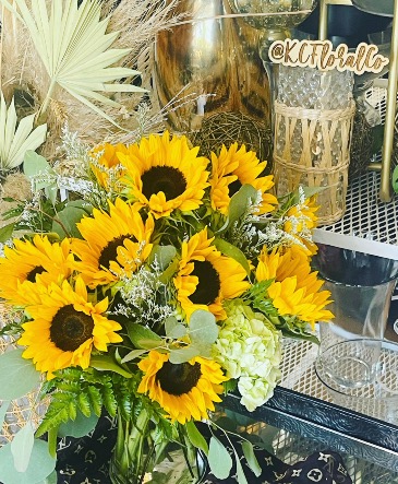 Sunny Sunflowers  in Merced, CA | KC Floral Co.