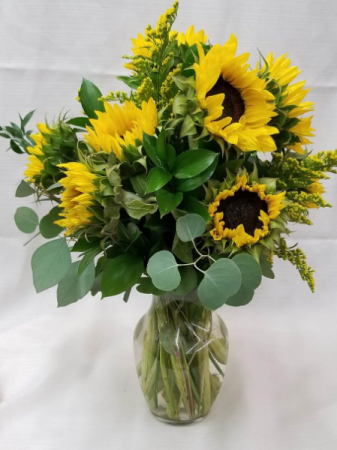 Sunny Sunflowers Fresh Arrangment