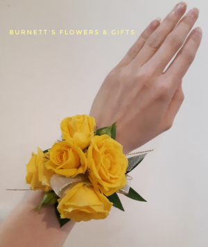 Sunny Wrist Corsage Wrist Corsage 