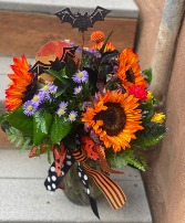 SUNSET BAT BOUQUET FLORAL ARRANGMENT