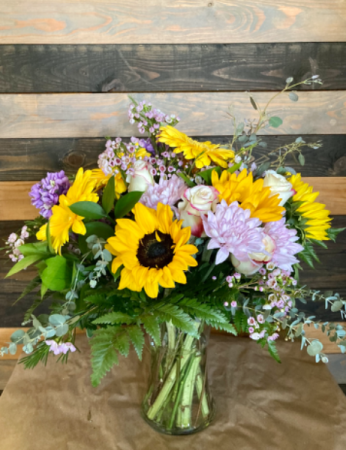 Sunshine day! Fresh flower arrangement in Lakeside, CA | Finest City Florist Sunshine day! Fresh flower arrangement in Lakeside, CA | Finest City Florist