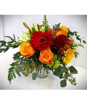 SUNSET ON A CLEAR NIGHT FRESH FLOWERS VASED