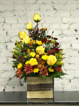 sunshine rose box  in Murfreesboro, TN | Veda's Flowers & Gifts