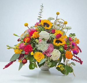Sunshine & Smiles Centerpiece