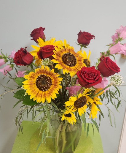 Sunshine Sunflowers and roses