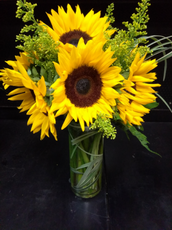 Sunshine and Smiles   BEST SELLER! Vase arrangement in Sunrise, FL | FLORIST24HRS.COM