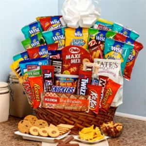 Super Sweet Snack Gift Basket 