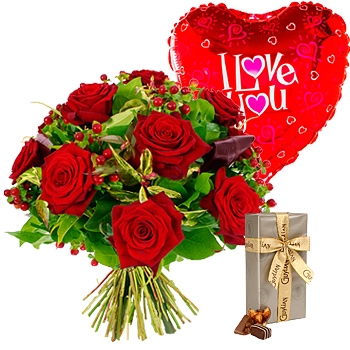 Supreme Love Gift Set With Vase In Garrett Park Md Rockville Florist Gift Baskets