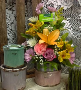 Swan Creek Candle Bouquet Everyday; Local Delivery in Elyria, OH | PUFFER'S FLORAL SHOPPE, INC.