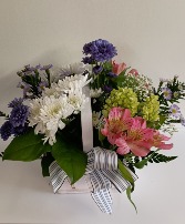 Sweet Country Basket Fresh Arrangement