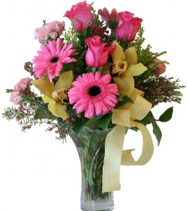 SWEET EXPRESSION Arrangement of Flowers