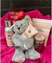 Sweet Grace - Beary Much Love  Gift Set 