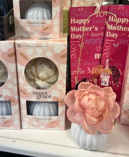 Sweet Grace Flower Diffuser Flower Turns Pink!