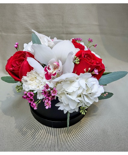 Sweet Heart Box Floral Arangement