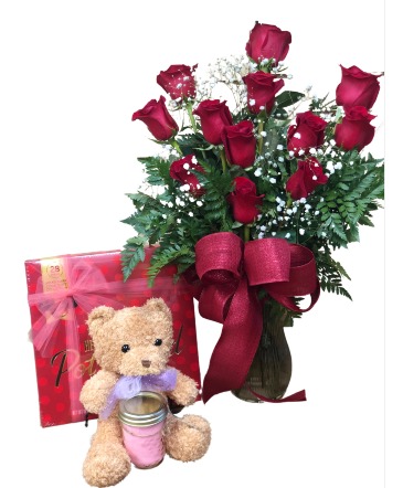 Sweet-Heart Bundle Valentines Day in Benton, KY | Woods Enchanted Florist