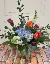 Sweet Laura Lee Vase Arrangement