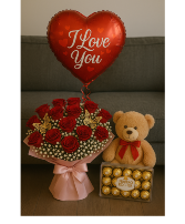 Sweet Love Mother’s Day Combo (red) Mother's Day Roses