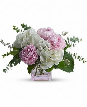 SWEET LOVE Vase Arrangement