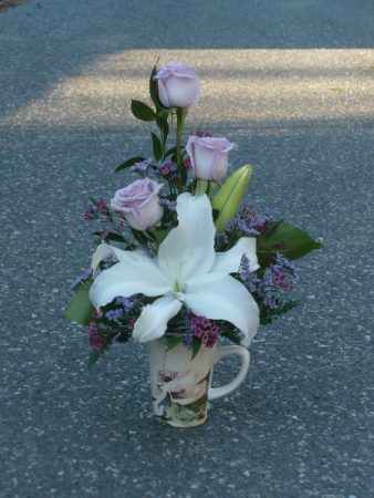 Sweet Magnolia Lavender Roses & Lily in Bone China Mug