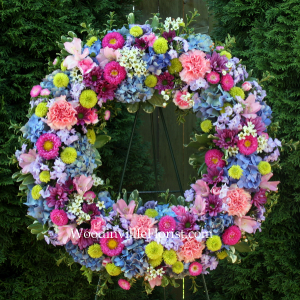 Sweet Memories Tradition Funeral Wreath