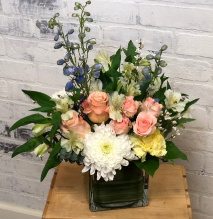 Sweet Memories vase arrangement