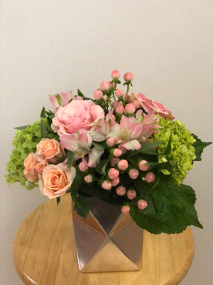Sweet mom Vase arrangement