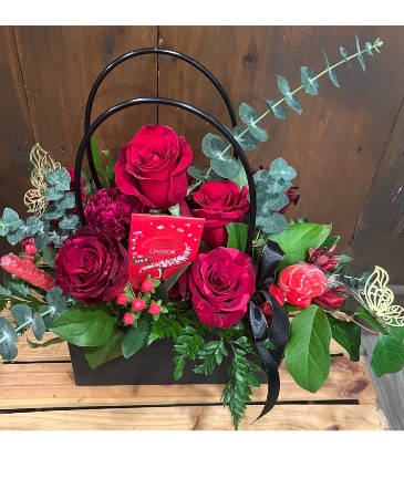 Sweet On You Lux Bag  Arrangement in Winchendon, MA | Ruschioni’s Flowers and Gifts