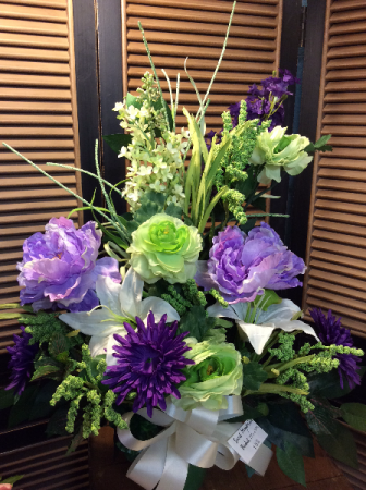 Sweet Remembrance Basket Silk basket
