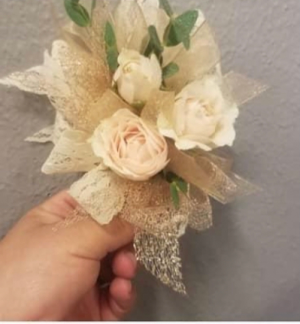 Sweet Simplicity Corsage