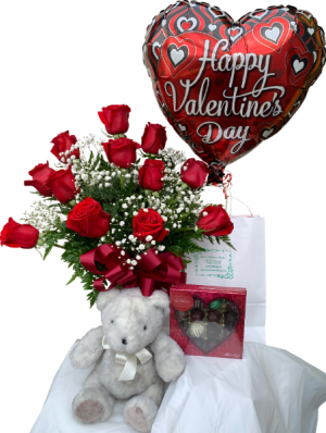 Sweet Spectacular Valentine Package Dozen Rose Vase